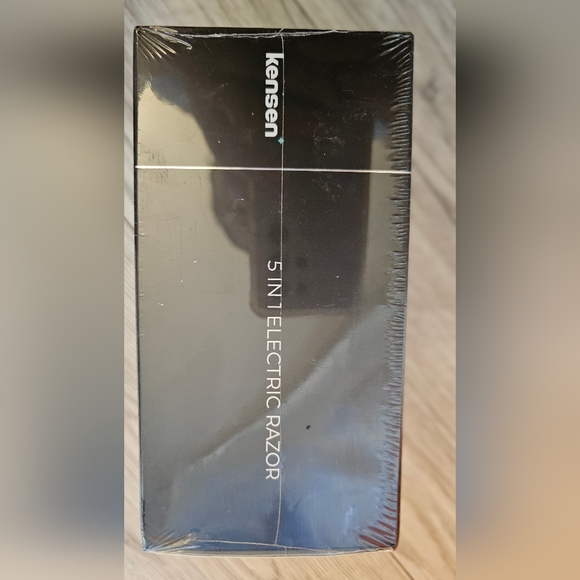 Kensen Electric Razor - Picture 2 of 5